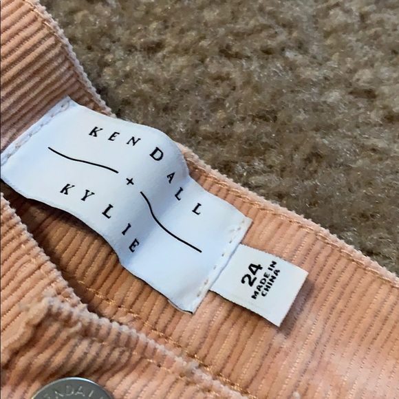 Kendall and Kylie high waisted shorts bundle - Picture 3 of 4